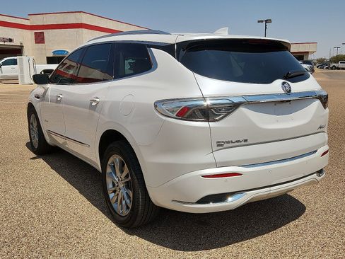 Used 2023 Buick Enclave Avenir w/ Avenir Technology Package AWD/4WD image 3