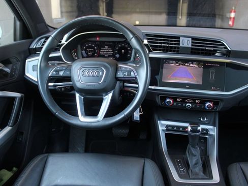 Used 2025 Audi Q3 2.0T Premium AWD/4WD image 19