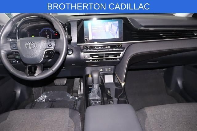 Used 2025 Toyota Camry LE w/ Convenience Package FWD image 28