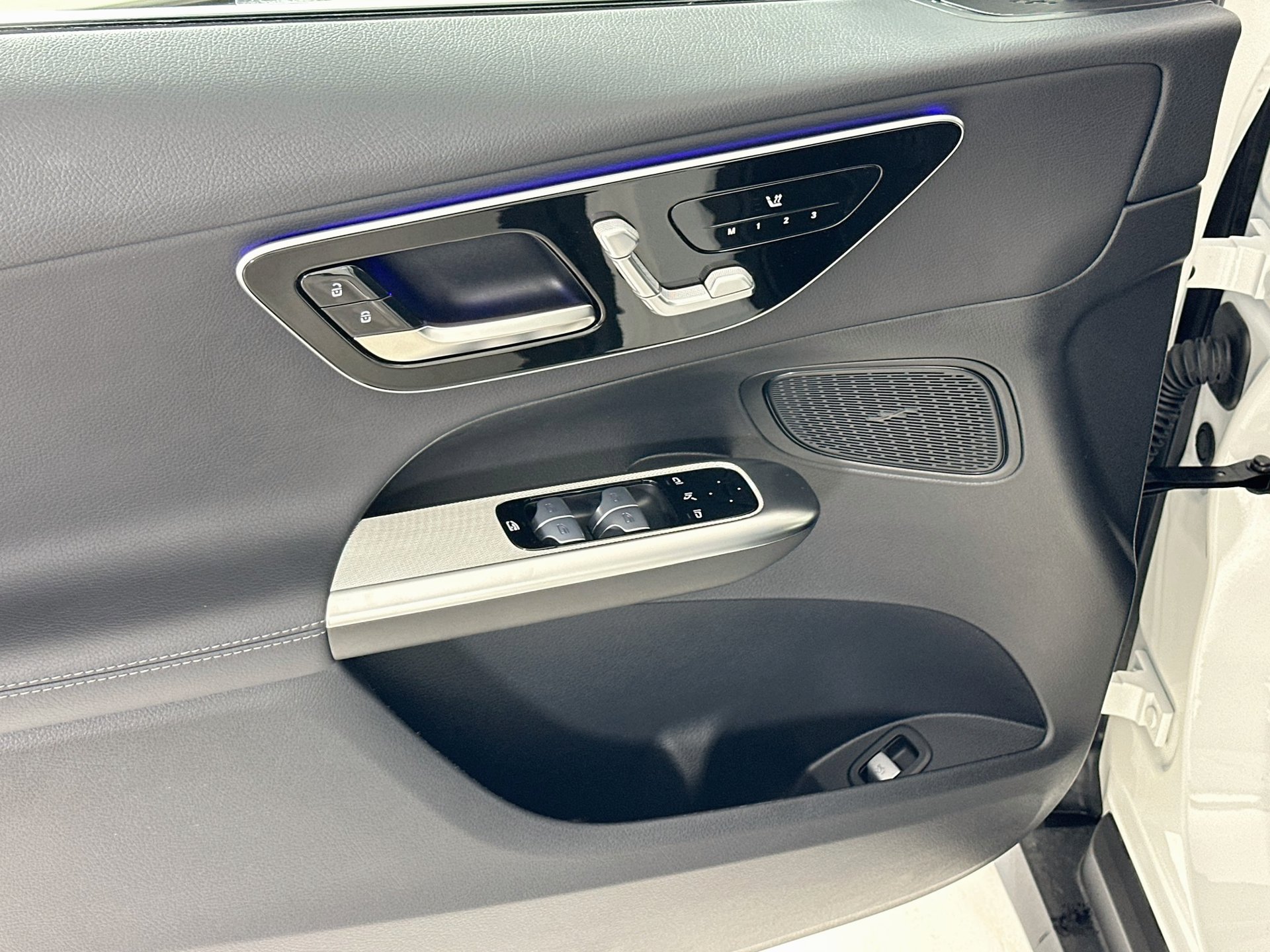Certified 2026 Mercedes-Benz GLC 300 image 18