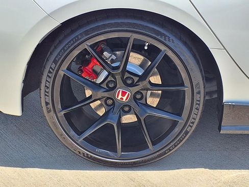 Used 2025 Honda Civic Type R image 25