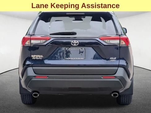 Used 2021 Toyota RAV4 XLE w/ Convenience Package AWD/4WD image 6