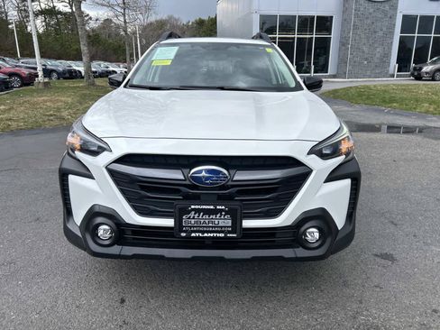 Used 2025 Subaru Outback Premium AWD/4WD image 8