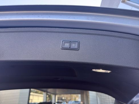 Used 2023 Audi Q5 2.0T Premium Plus w/ Premium Plus Package image 10