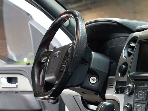 Used 2014 Ford F150 Raptor w/ Equipment Group 801A Luxury image 55