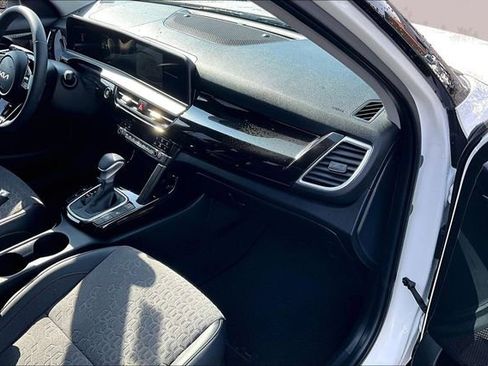 Certified 2026 Kia Seltos S image 15