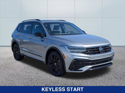 Used 2022 Volkswagen Tiguan SE R-Line image 7