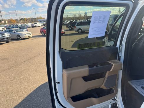 Used 2021 Ford F150 Lariat w/ Equipment Group 502A High image 13