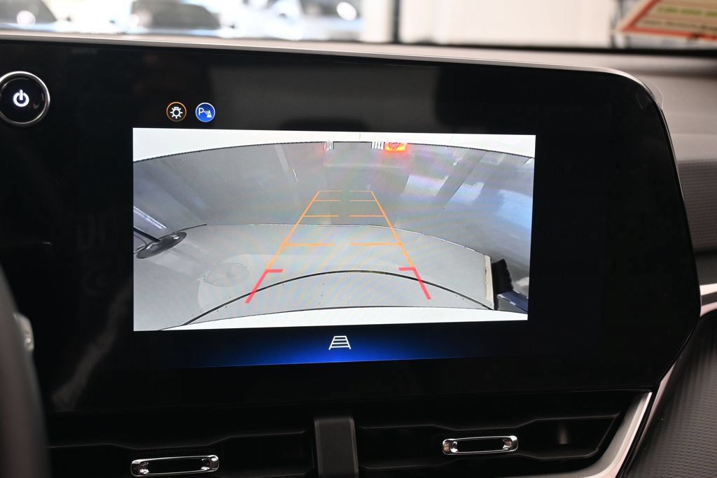 Used 2026 Chevrolet Equinox LT FWD image 18