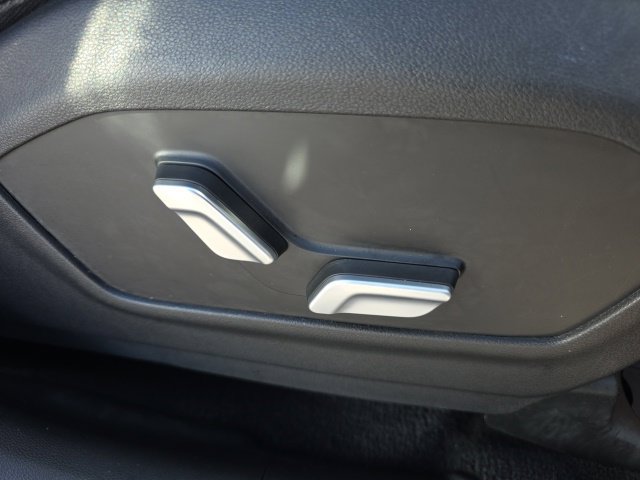 Certified 2025 Hyundai Santa Fe Limited AWD/4WD image 12