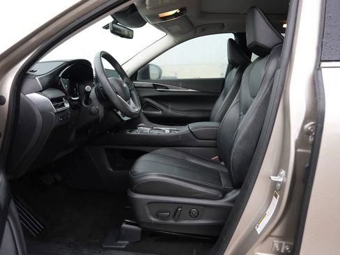 Used 2024 INFINITI QX60 Luxe w/ Vision Package image 18