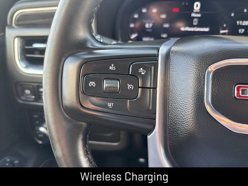 Used 2024 GMC Yukon SLT image 19