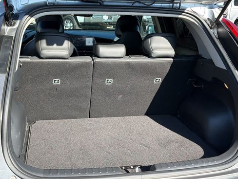Used 2023 Kia Niro EX FWD image 27