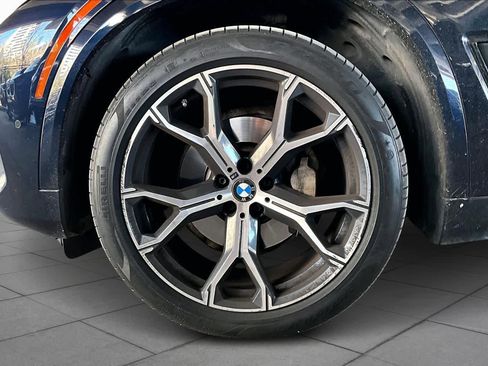 Used 2022 BMW X5 sDrive40i w/ M Sport Package image 11