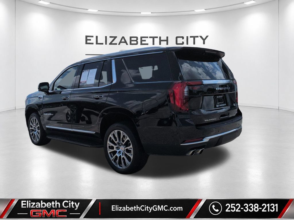Used 2025 GMC Yukon Denali AWD/4WD image 8