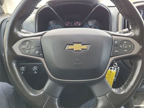Used 2022 Chevrolet Colorado Z71 image 11