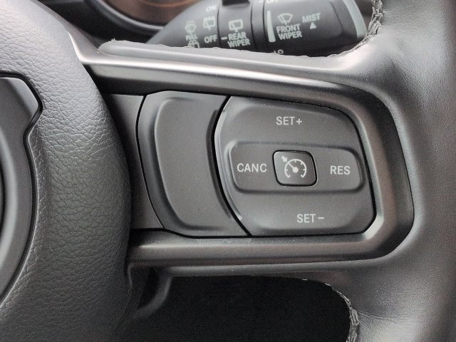 Certified 2022 Jeep Wrangler Unlimited Sport AWD/4WD image 27