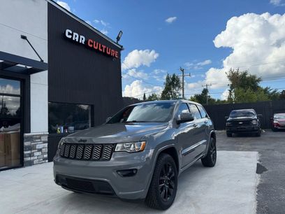 Used 2019 Jeep Grand Cherokee Altitude