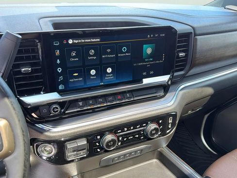 Used 2024 Chevrolet Silverado 3500 High Country w/ High Country Premium Package AWD/4WD image 24