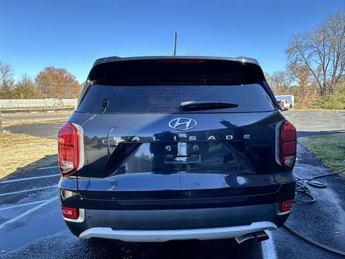 Used 2020 Hyundai Palisade SEL FWD image 3