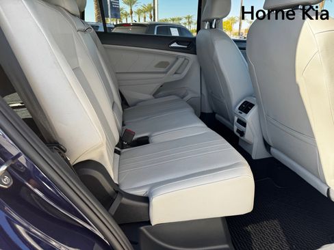 Used 2023 Volkswagen Tiguan SE image 28
