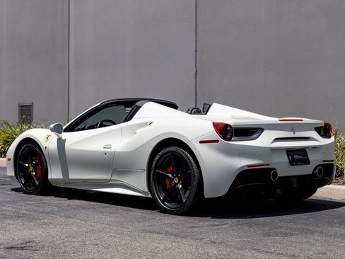 Used 2019 Ferrari 488 Spider RWD image 51