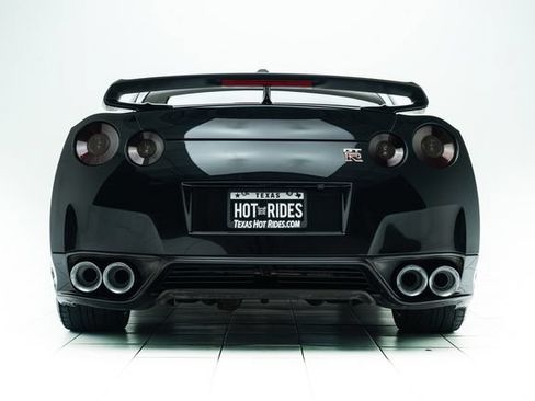 Used 2014 Nissan GT-R Track Edition AWD/4WD image 16