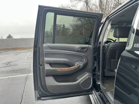 Used 2016 Chevrolet Suburban LTZ image 23