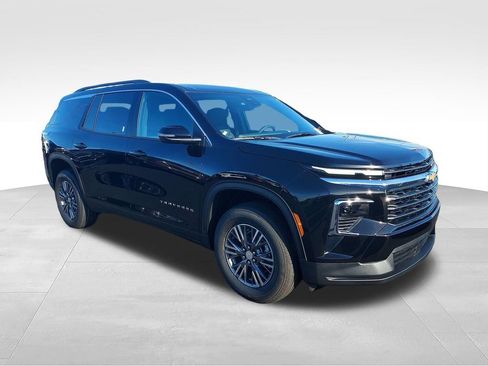 New 2027 Chevrolet Traverse LT FWD image 7