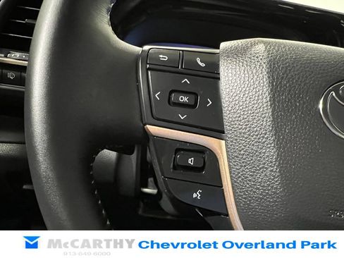 Used 2025 Toyota Crown Signia AWD/4WD image 14