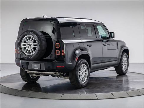 New 2026 Land Rover Defender 110 S AWD/4WD image 5