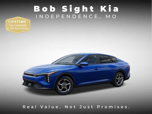 New 2026 Kia K4 LXS image 3