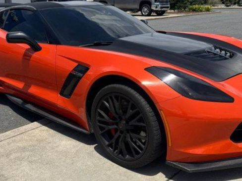 Used 2019 Chevrolet Corvette Z06 RWD image 3