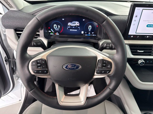 Used 2026 Ford Explorer Active w/ Active Comfort Package RWD image 24