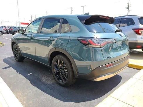 Used 2024 Honda HR-V Sport image 5