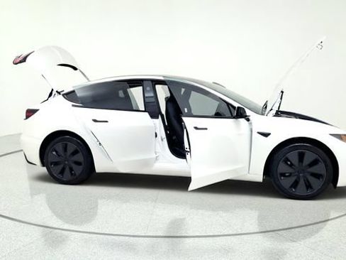 Used 2025 Tesla Model 3 RWD image 20