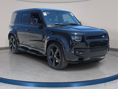 New 2025 Land Rover Defender 110 V8 image 3