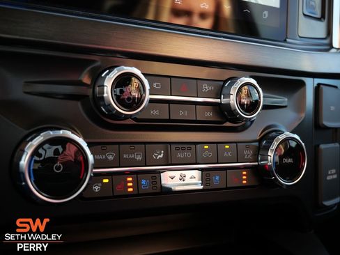 New 2026 Ford F350 Lariat w/ Black Appearance Package image 24