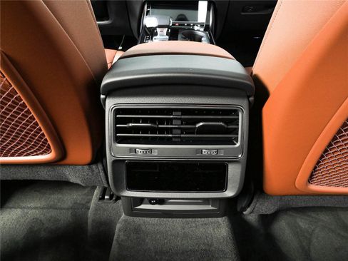 Used 2026 Audi Q7 3.0T Premium Plus w/ Premium Plus Package AWD/4WD image 22