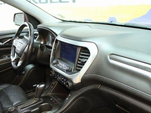 Used 2018 GMC Acadia SLT image 9