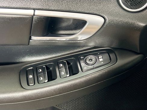 Used 2023 Hyundai Sonata SEL image 16