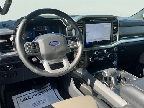 Certified 2025 Ford F150 Lariat w/ FX4 Off-Road Package image 32