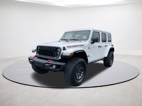 Certified 2024 Jeep Wrangler Unlimited Rubicon AWD/4WD image 3