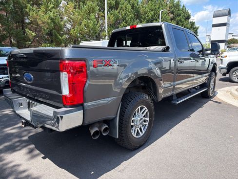 Used 2017 Ford F250 Lariat w/ Lariat Value Package AWD/4WD image 10