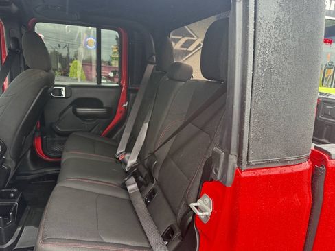 Used 2020 Jeep Gladiator Rubicon AWD/4WD image 19
