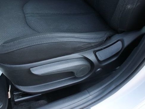 Used 2018 Kia Optima LX FWD image 13
