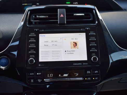 Used 2020 Toyota Prius Prime LE FWD image 18