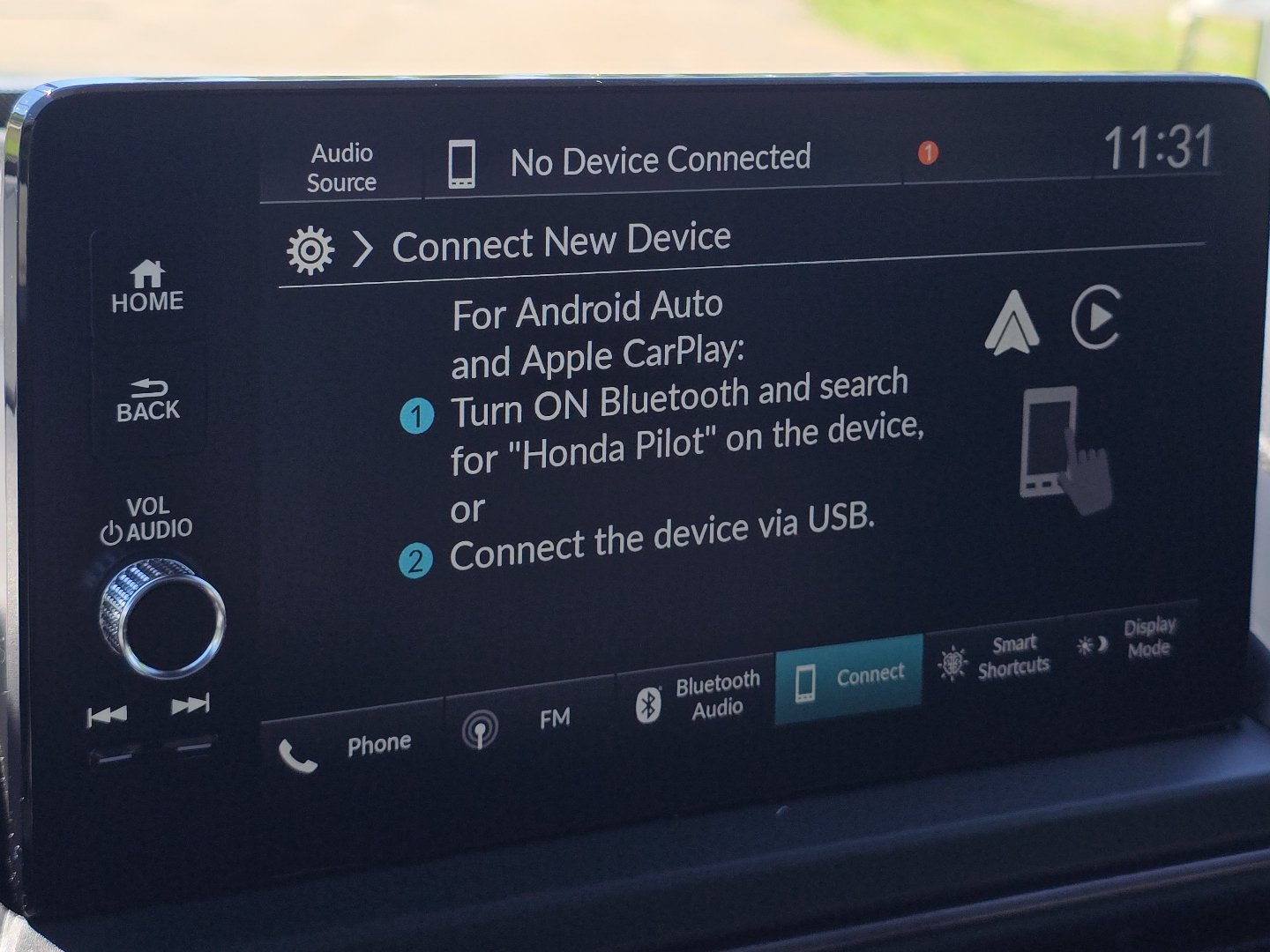 Used 2025 Honda Pilot TrailSport image 4