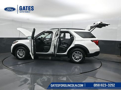 New 2026 Ford Explorer Active w/ Active Comfort Package RWD image 59
