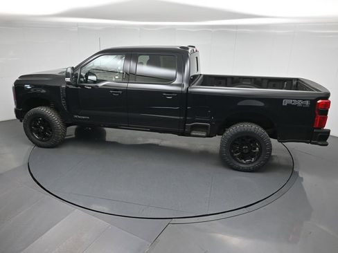 New 2026 Ford F250 Lariat w/ Black Appearance Package AWD/4WD image 42